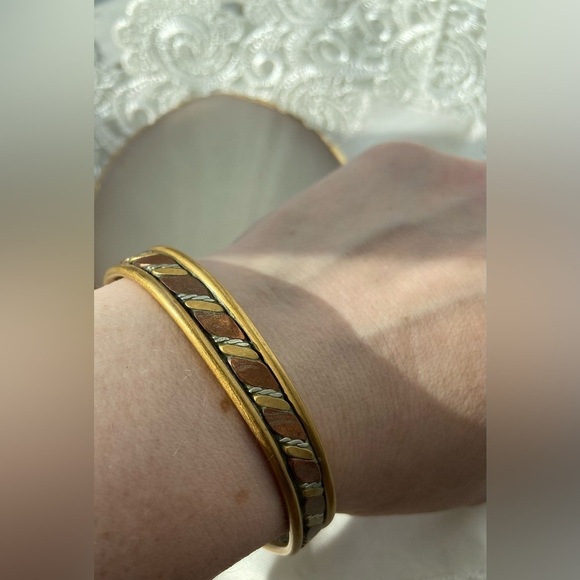 Women’s Vintage metal bracelet Gold silver and bronze - Picture 1 of 14